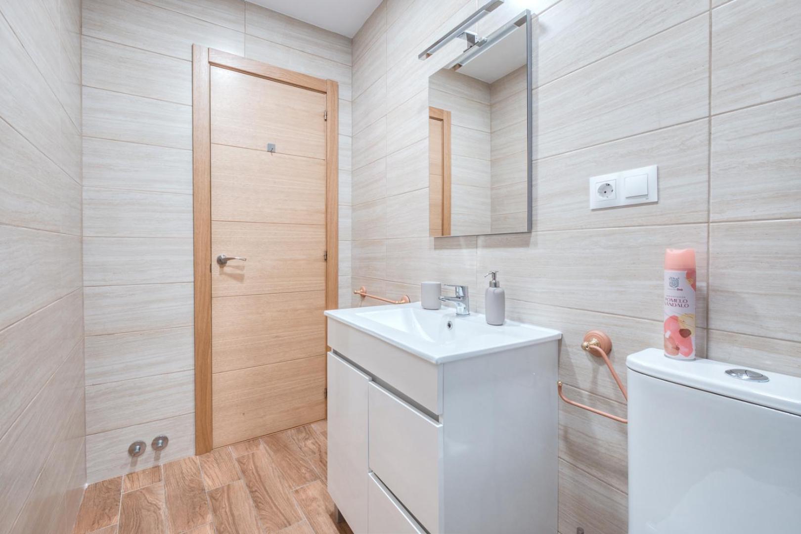 Loft Coqueto En Madrid A 2 Minutos Del Metro Apartment Ngoại thất bức ảnh